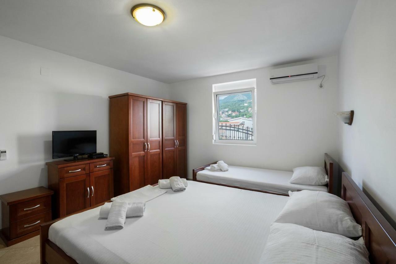 Apartments Vila A1 Добра-Вода Экстерьер фото