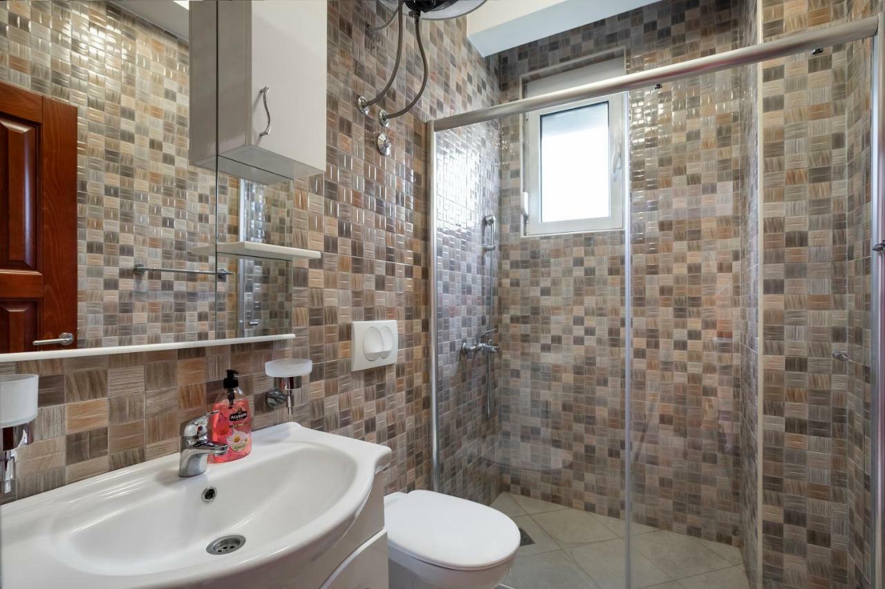 Apartments Vila A1 Добра-Вода Экстерьер фото