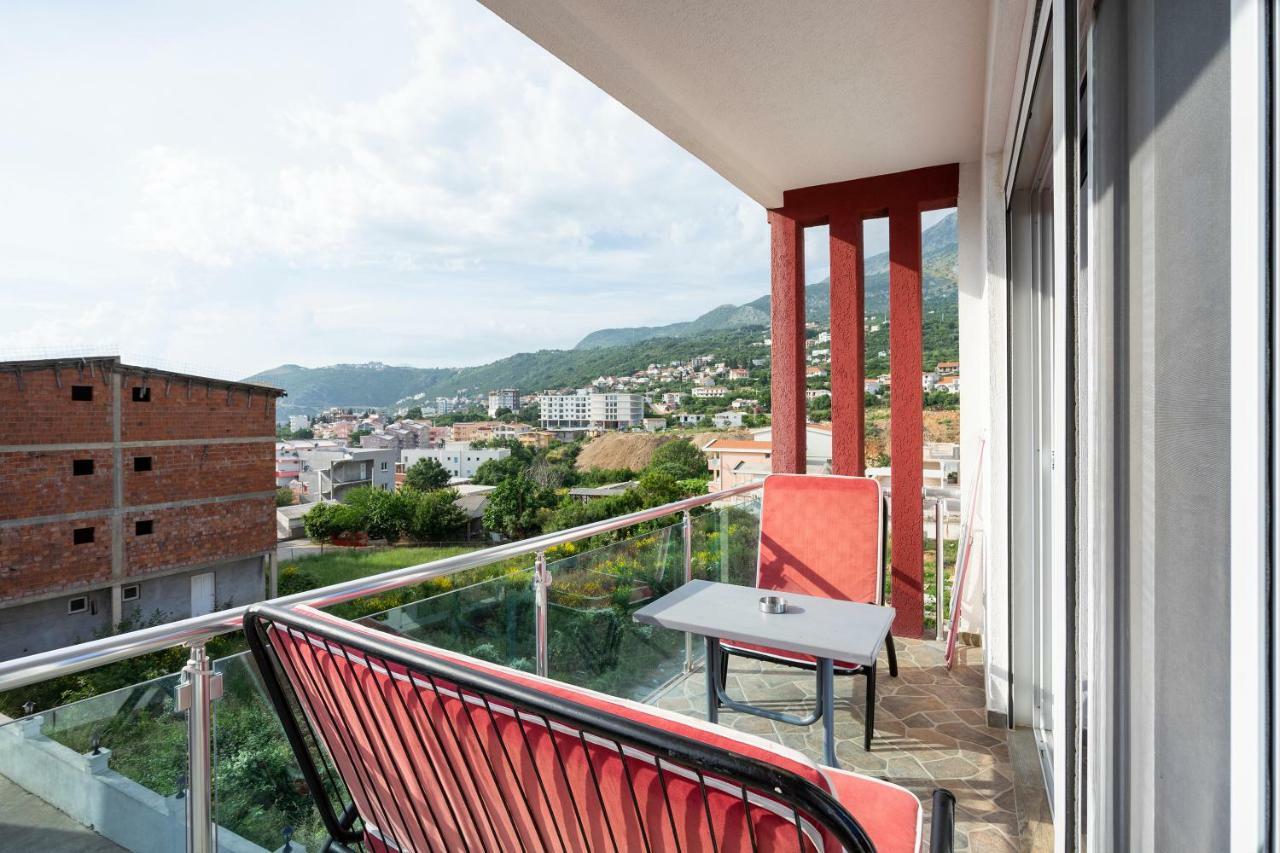 Apartments Vila A1 Добра-Вода Экстерьер фото
