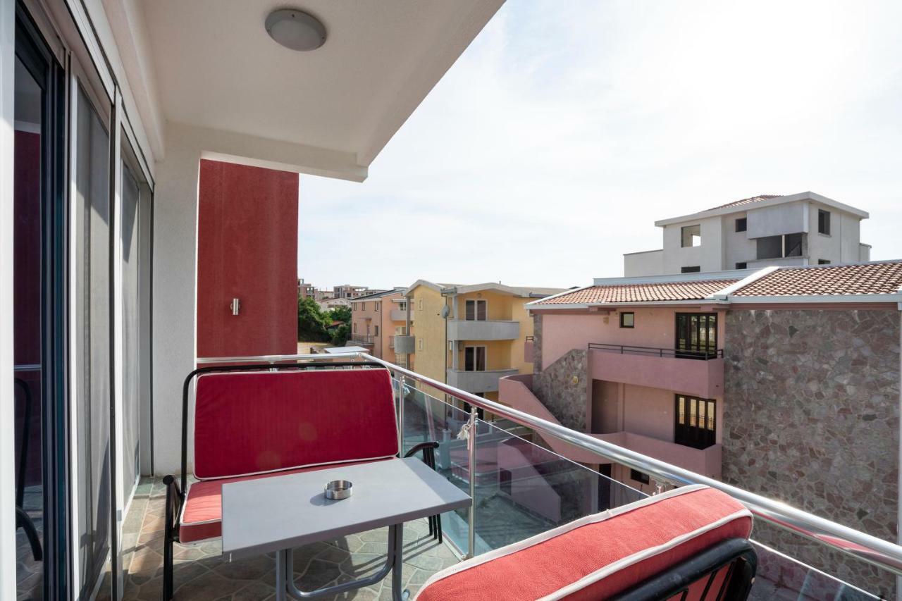 Apartments Vila A1 Добра-Вода Экстерьер фото