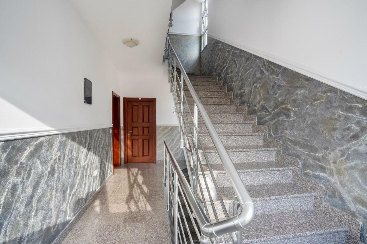 Apartments Vila A1 Добра-Вода Экстерьер фото
